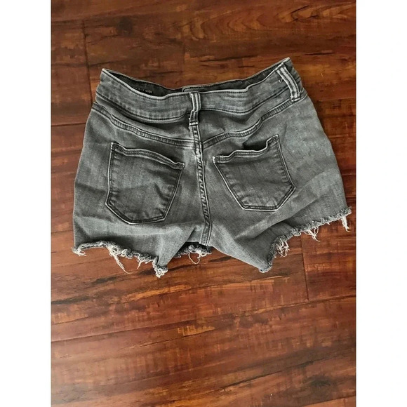Universal Thread Junior Womens Shorts Size 00 Denim Booty Bootie Cut Off Pockets - Picture 5 of 8
